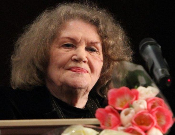 Ліна Костенко святкує 92 день народження - вірші і цитати про війну — УНІАН